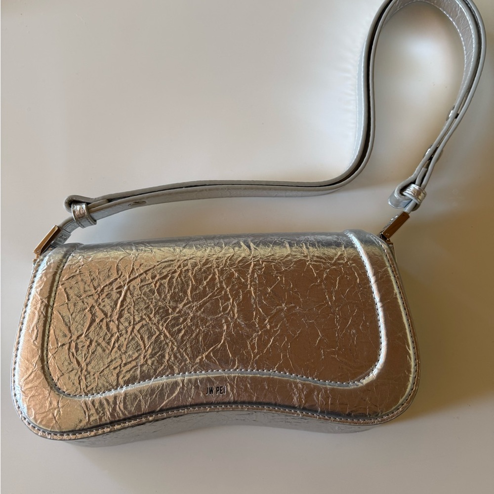 JW PEI Shoulder Bag Silver Metallic - Picture 2 of 7